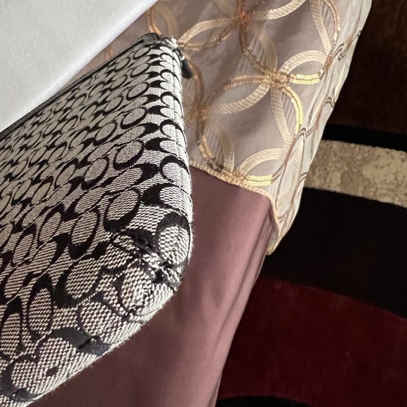 ‼️SOLD‼️ - Picture 4 of 5